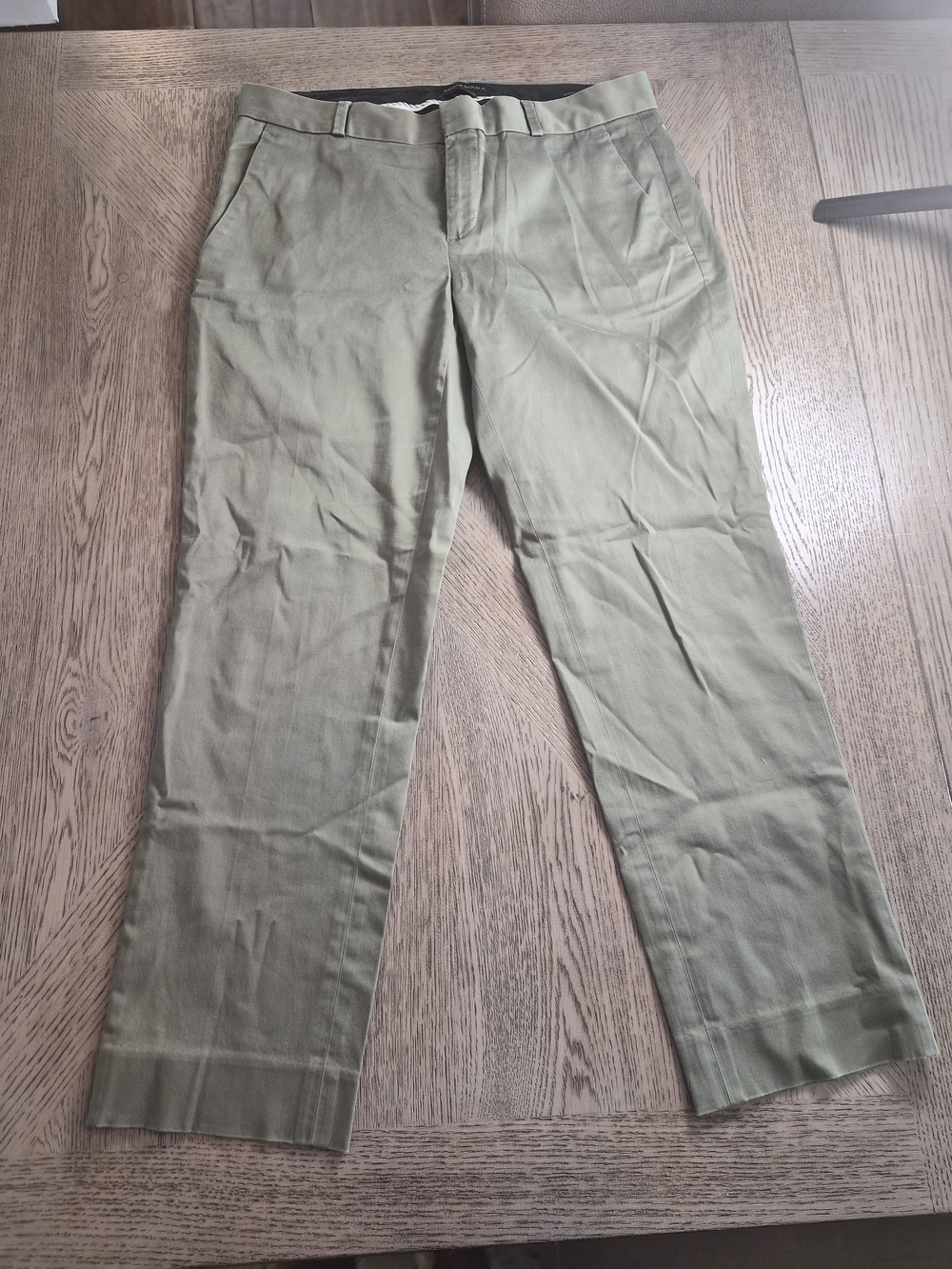 Banana Republic Olive Green Cropped Dress Pants